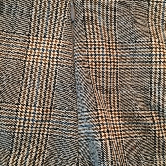 Plaid miniskirt - Picture 5 of 6